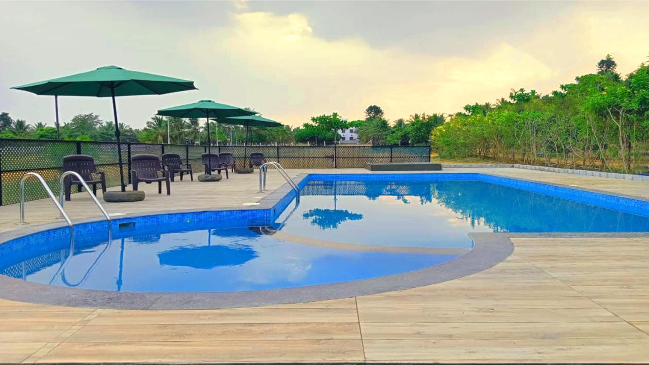 Vama Retreats Hotel Nandigunda Exterior photo